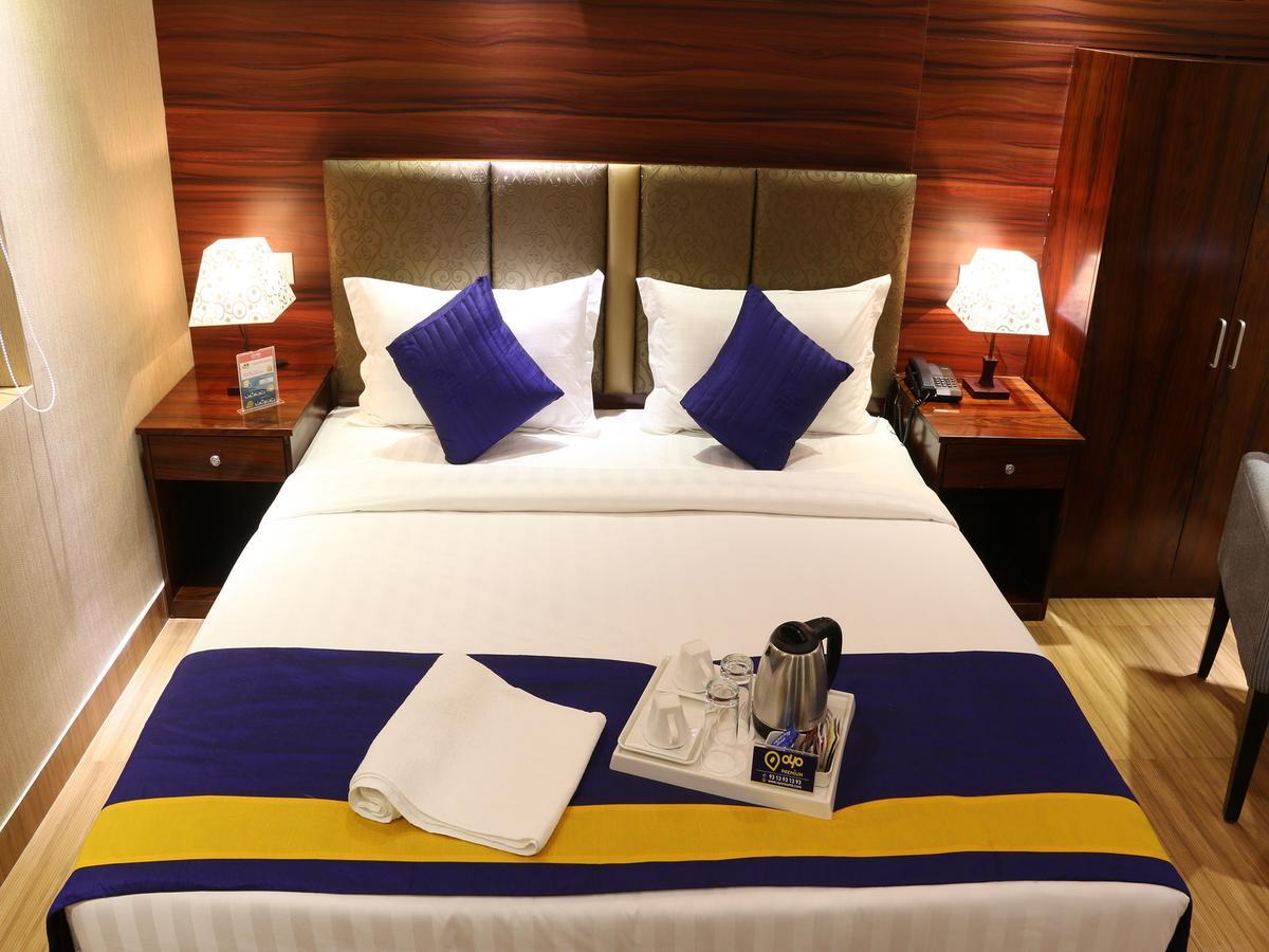 Oyo 662 Hotel Comfotel 加尔各答 外观 照片