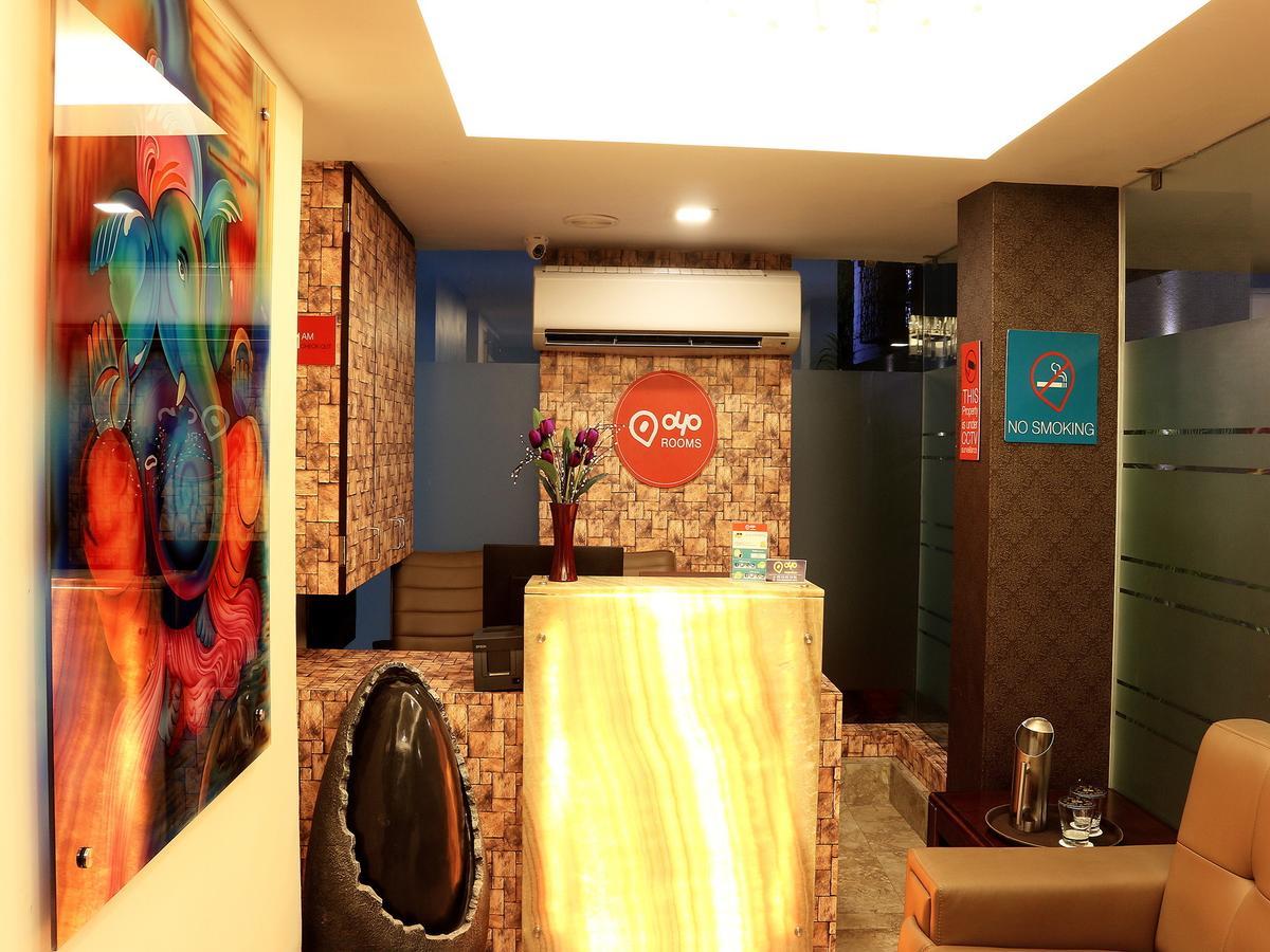 Oyo 662 Hotel Comfotel 加尔各答 外观 照片